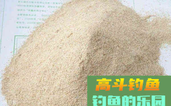 夏季钓鱼饵料的选用技巧，直接影响上鱼率！