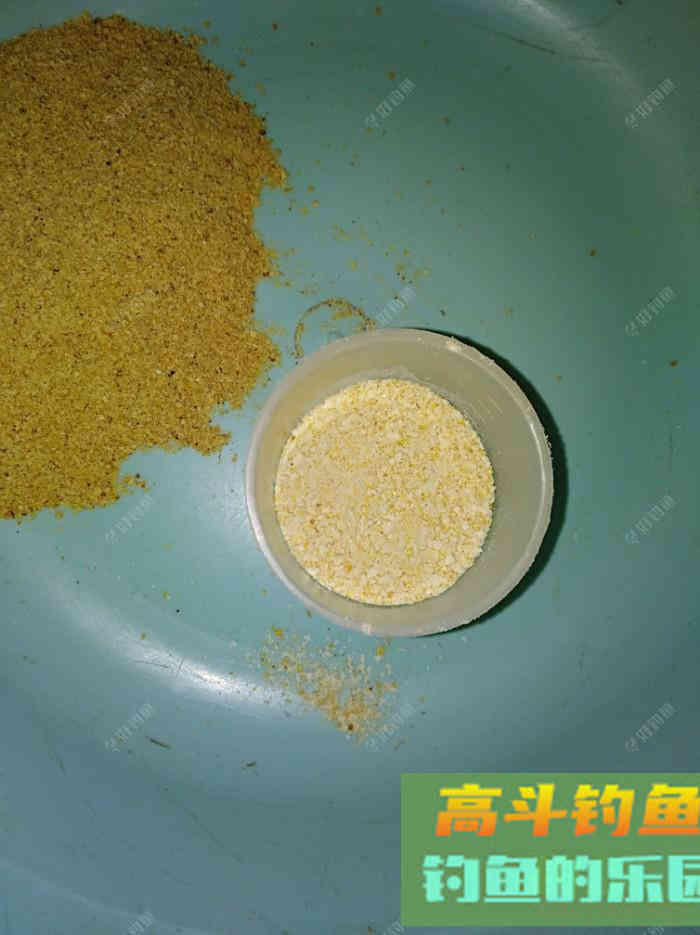 分享一款钓鲫鱼专用、纯谷物本味饵配方