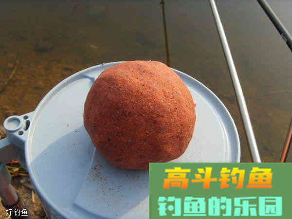 淡水钓鱼中何时开软饵，何时开硬饵？