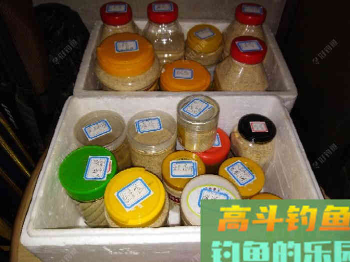 分享一款钓鲫鱼专用、纯谷物本味饵配方