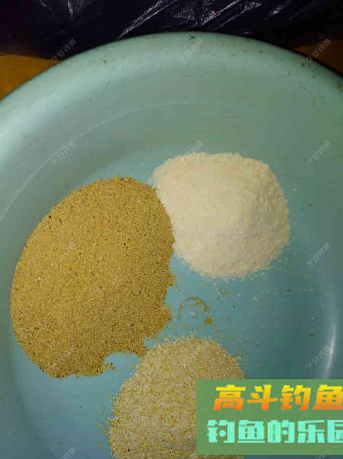 分享一款钓鲫鱼专用、纯谷物本味饵配方