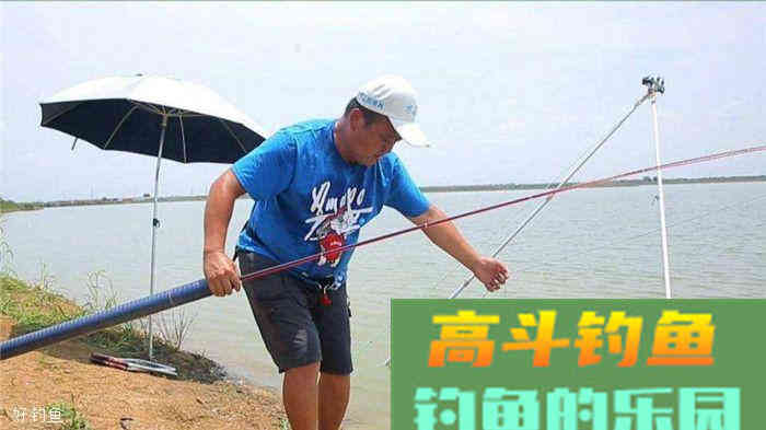 钓鱼想要连杆就得打窝，而且还是早打窝