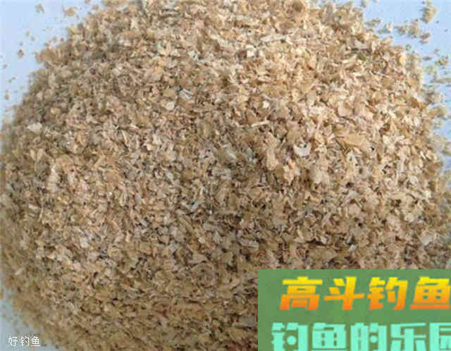 两款秋季鲫鱼饵料配方，一不小心就爆护了