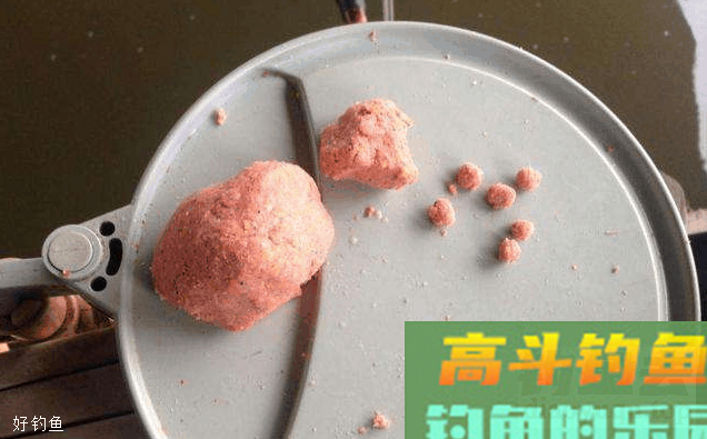 老钓手亲传开饵经验，开饵这么做鱼获才会多