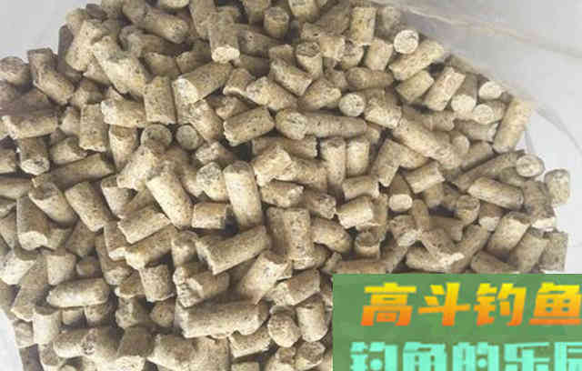 野钓用这款窝料打窝，窝内的鲤鱼草鱼不断