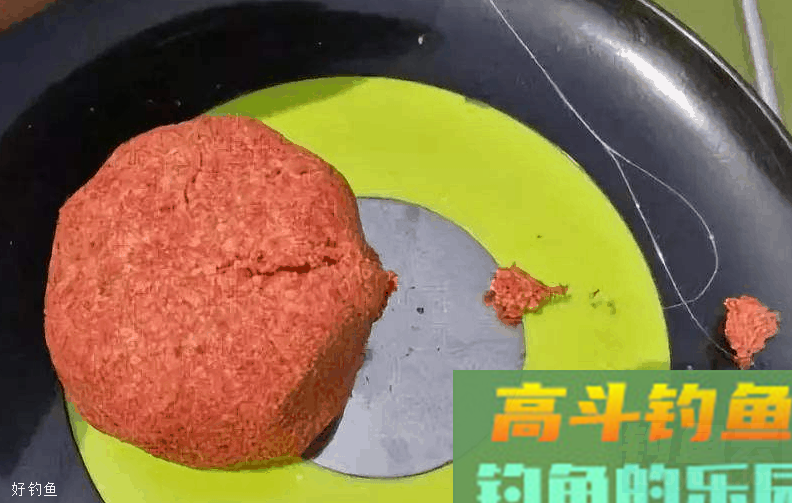 老钓手亲传开饵经验，开饵这么做鱼获才会多