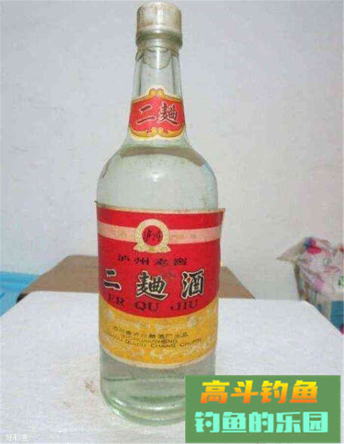 钓鲫鱼小米窝料配方，手竿很适用哦