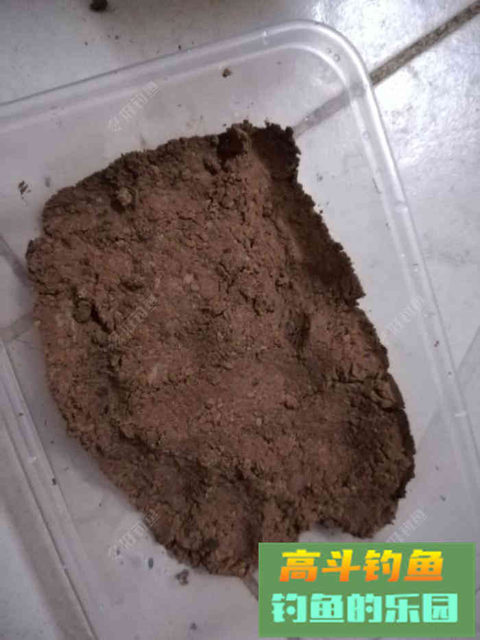 钓罗非鱼用什么饵料，分享一款自制饵料配方