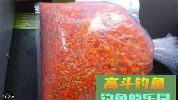 分享一款秋季饵料配方，对鲫鱼，鲤鱼效果都不错