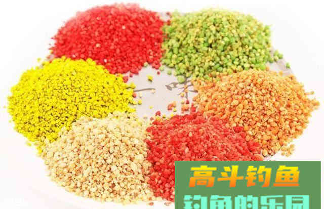 冬季钓草鱼用什么饵料，老钓鱼人分享三个饵料搭配