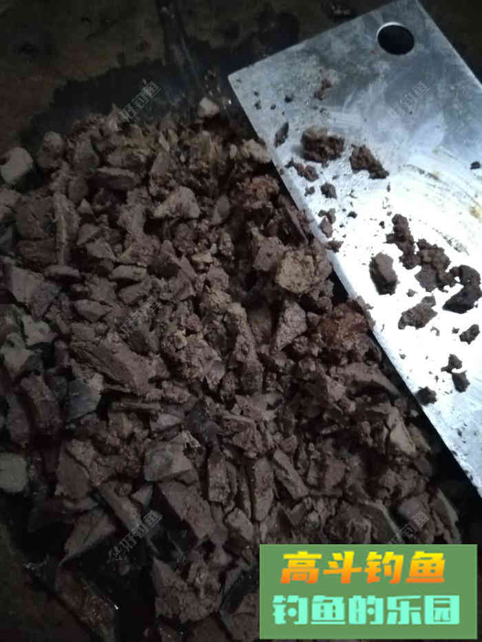 钓罗非鱼用什么饵料，分享一款自制饵料配方