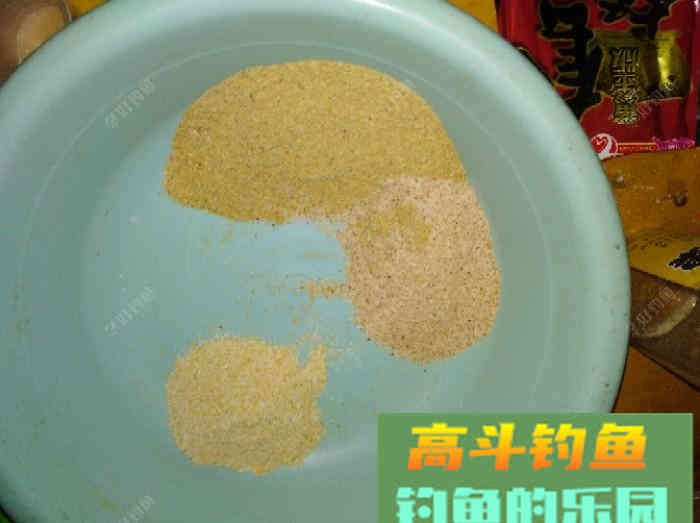 钓鲫鱼专用，纯谷物麦香型饵料制作方法和材料比例