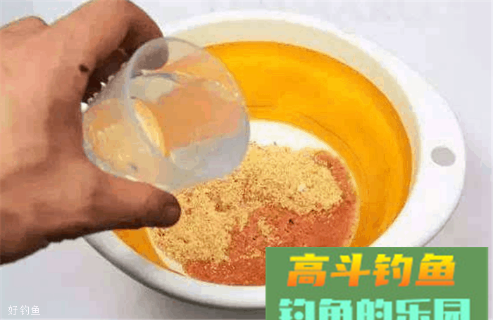 疯钓鲫饵料配方大全，连连上竿不是问题
